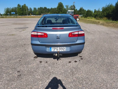 Renault Laguna 2005, kuva 7/10