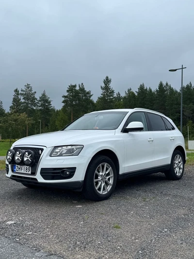 Audi Q5 2,0 TDI (DPF) S tronic Business 2011, kuva 3/23