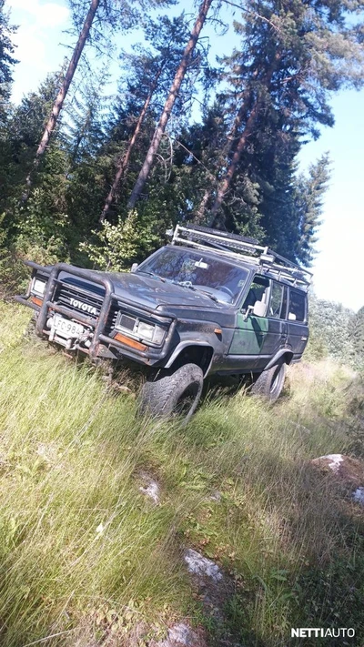Toyota Land Cruiser 1989, kuva 1/3