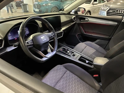 Seat Leon Sportstourer 2021, photo 4/6