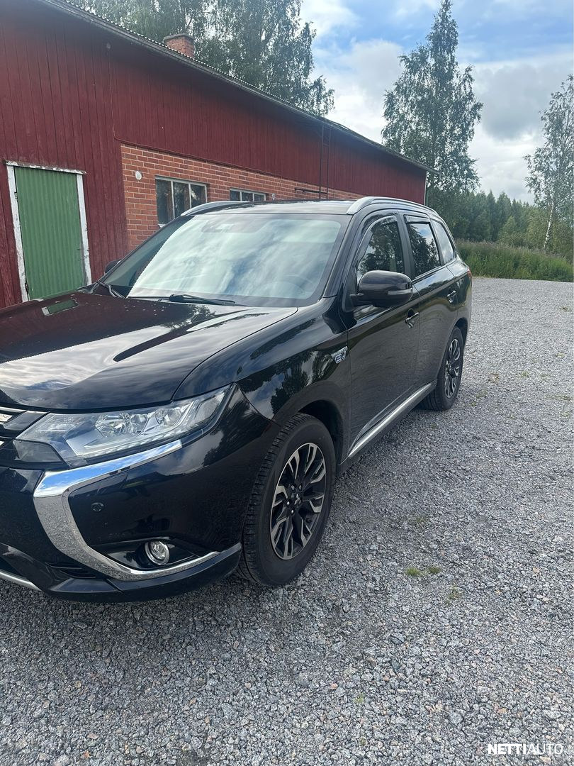 Mitsubishi Outlander PHEV 2017, kuva 3/15