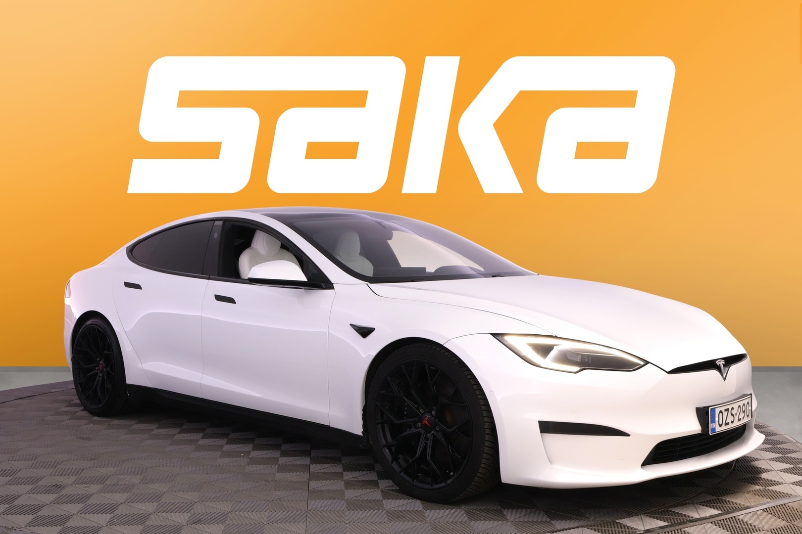 Tesla Model S Plaid