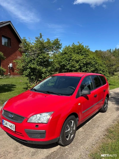 Ford Focus 2006, kuva 2/15