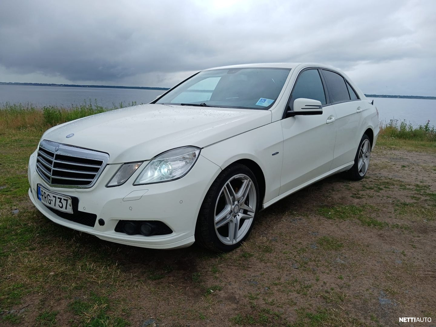 Mercedes-Benz E