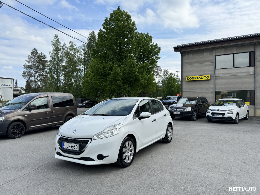 Peugeot 208
