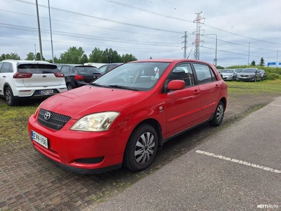 Toyota Corolla 2004, photo 3/10