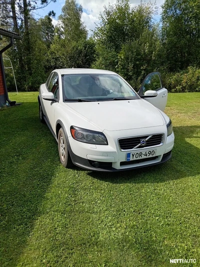 Volvo C30 1,6D (109 hv) Momentum man 2008, photo 1/15