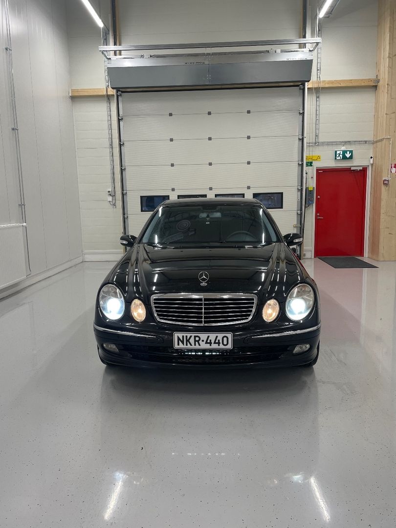 Mercedes-Benz E