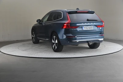Volvo XC60 2024, photo 2/30