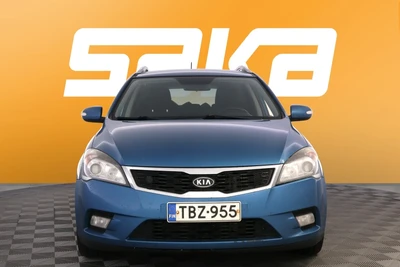 Kia Ceed 2010, photo 2/28