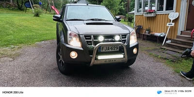 Isuzu D-Max Space Cab 3,0 AT LS 2009, kuva 2/16