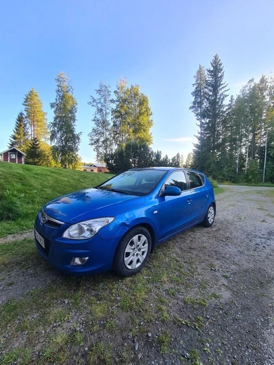 Hyundai i30 I30 1,6 Crdi 2009, kuva 2/10