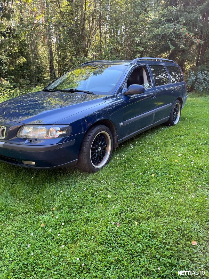 Volvo V70