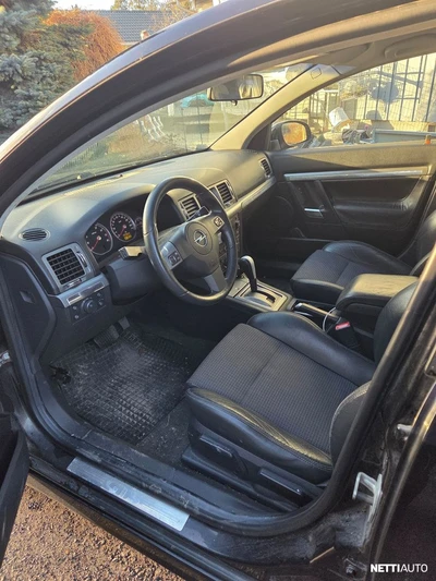 Opel Vectra 2,8 Turbo V6 Sport 5d 2006, kuva 6/9