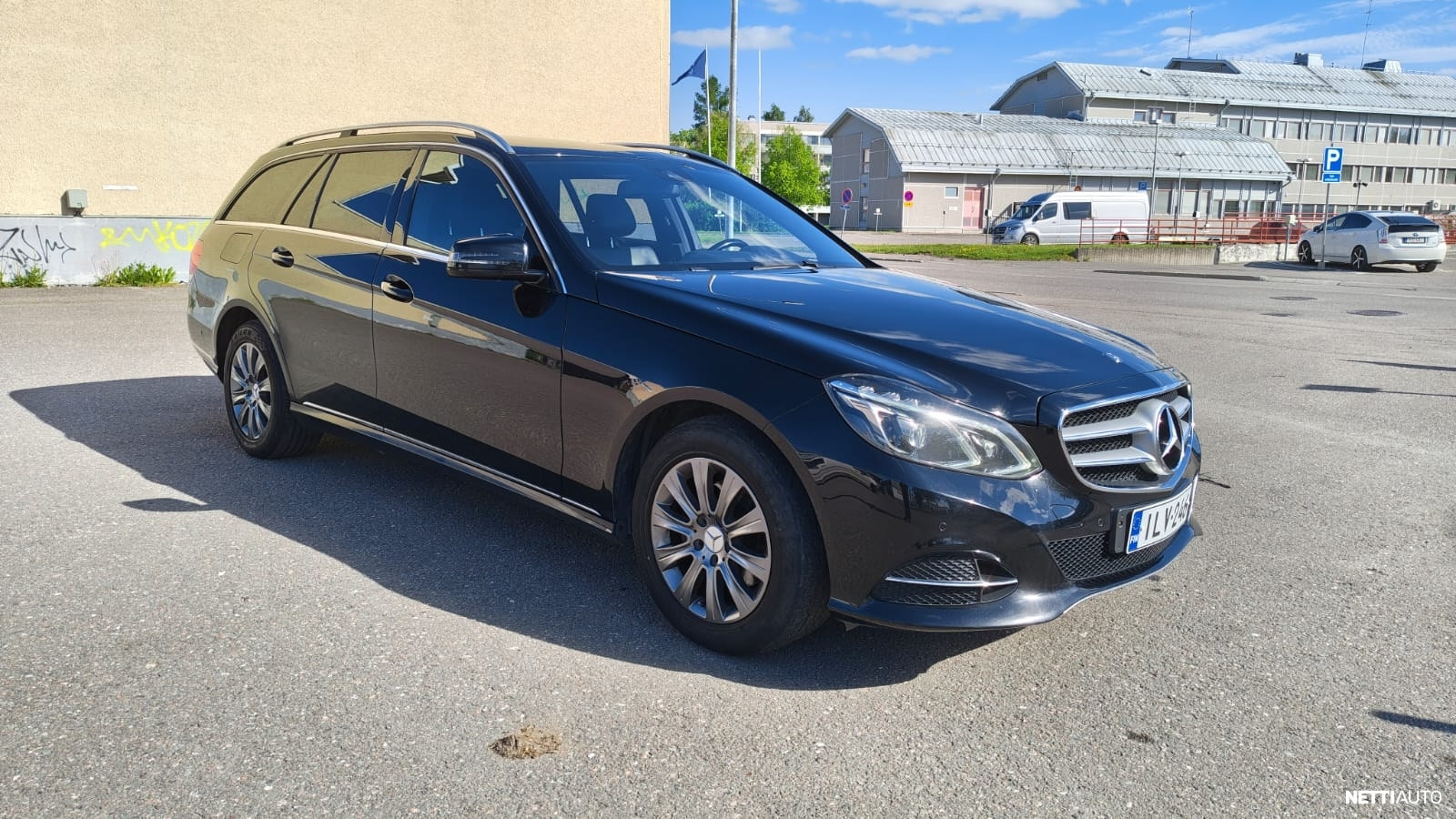 Mercedes-Benz E