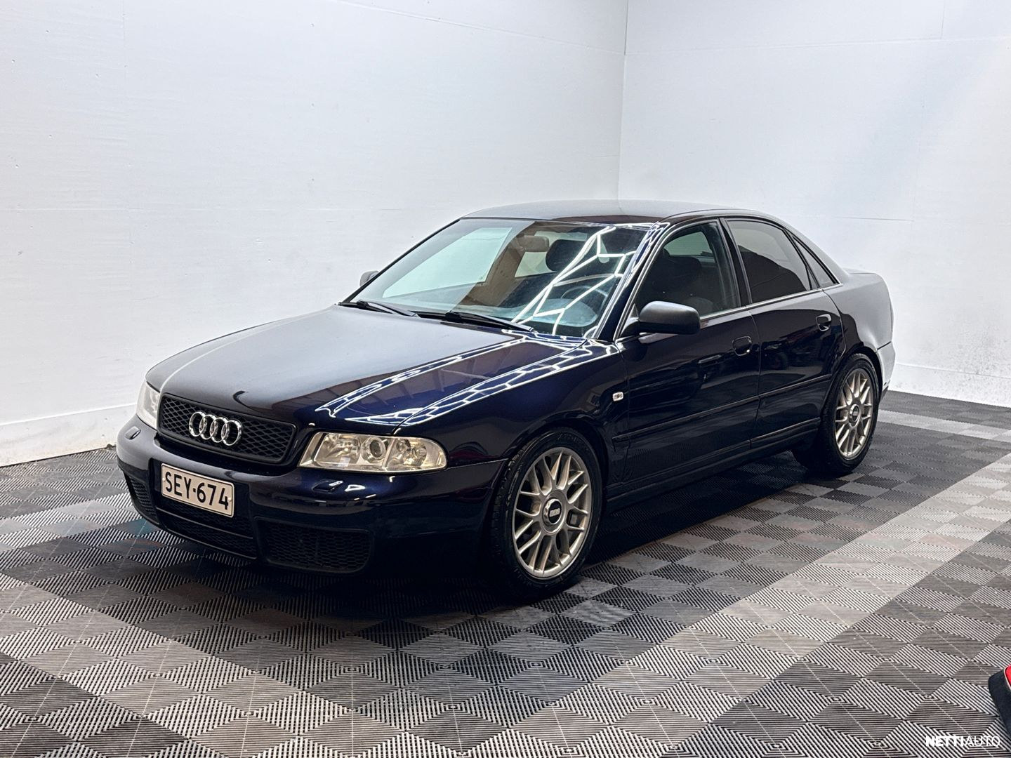 Audi S4
