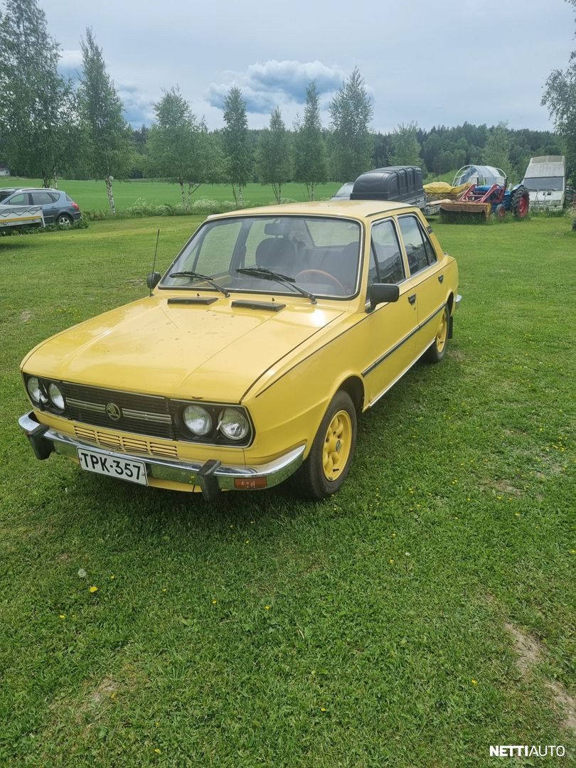 Skoda 120