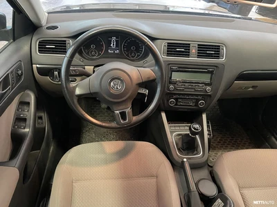 Volkswagen Jetta 2012, kuva 7/18