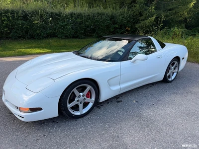 Chevrolet Corvette 1998, kuva 4/10