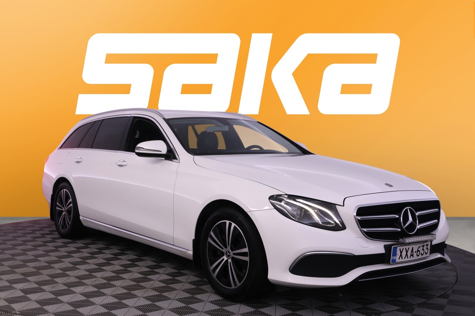 Mercedes-Benz E