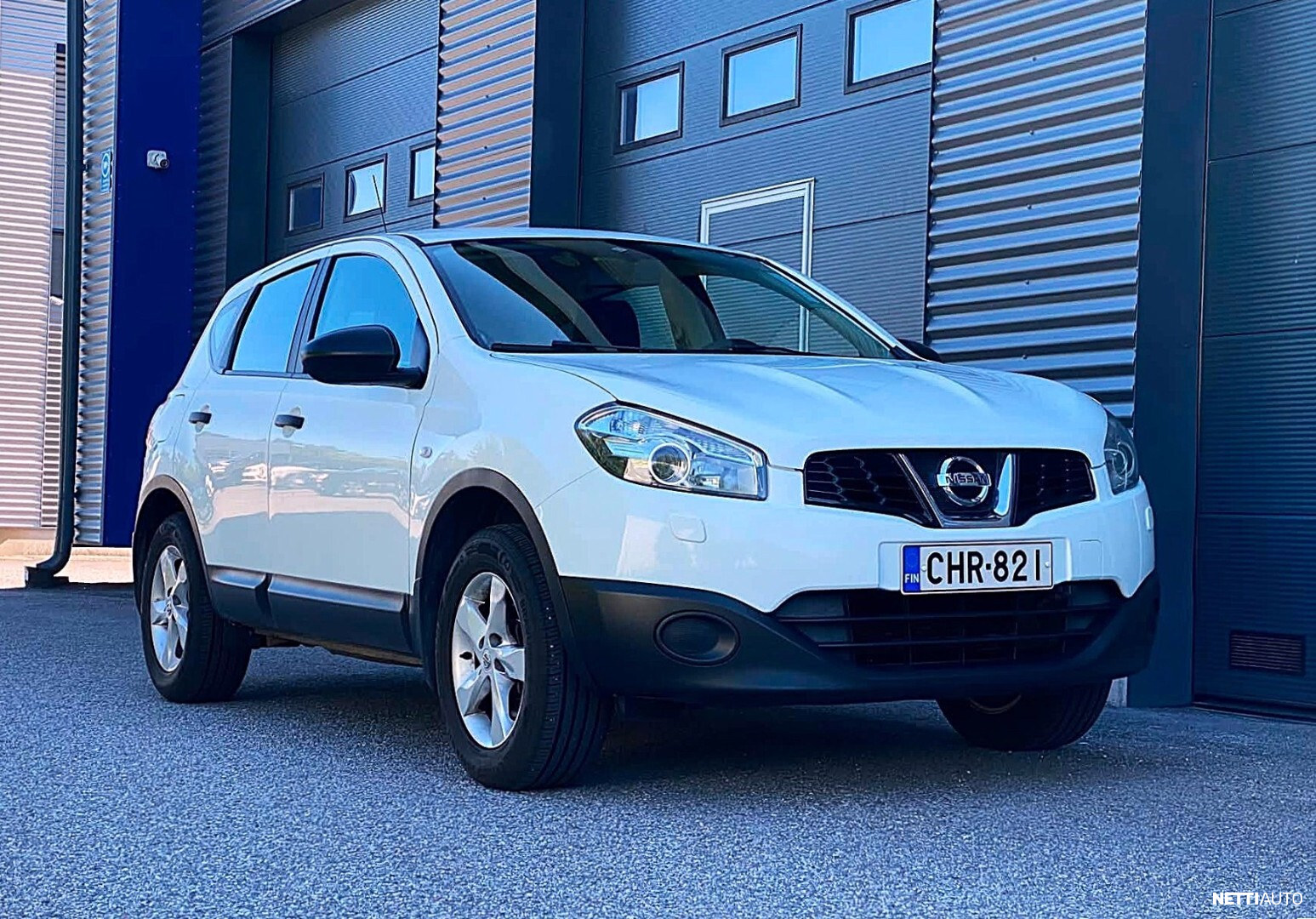 Nissan Qashqai 2010, photo 2/9