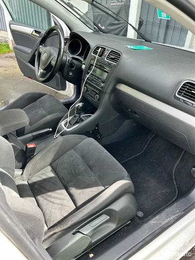 Volkswagen Golf 2011, kuva 6/9