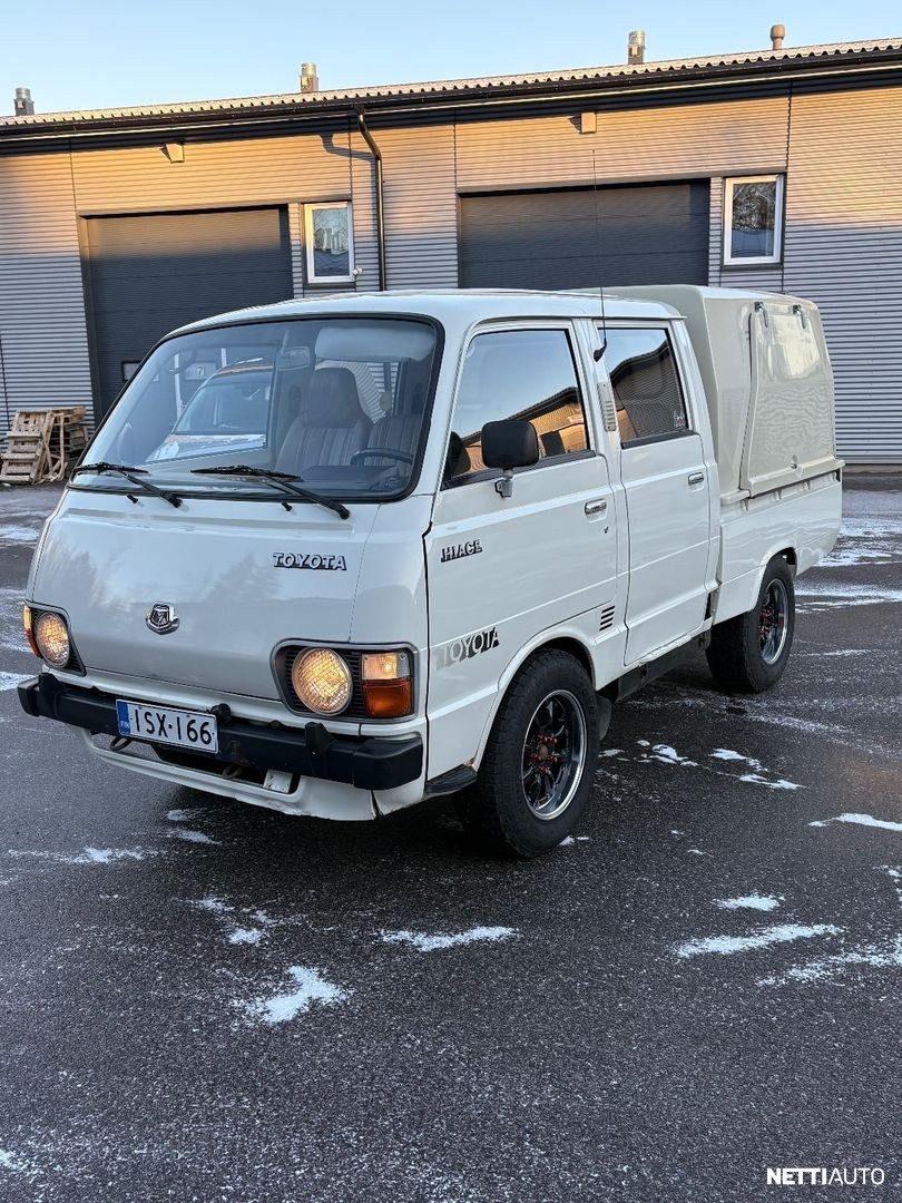 Toyota Hiace