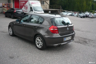 BMW 118 2009, photo 7/25