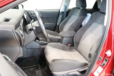 Toyota Auris 2018, photo 5/58