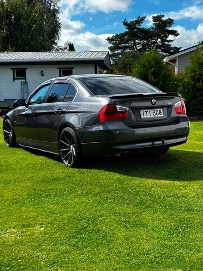 BMW 330 2005, kuva 3/9