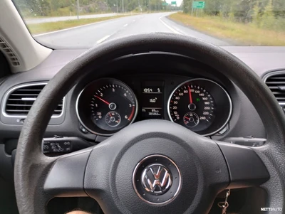 Volkswagen Golf Farmari 2011, kuva 2/10
