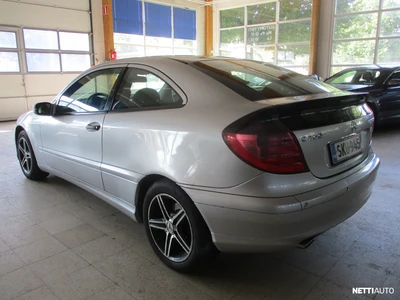 Mercedes-Benz C 200 2001, kuva 3/10