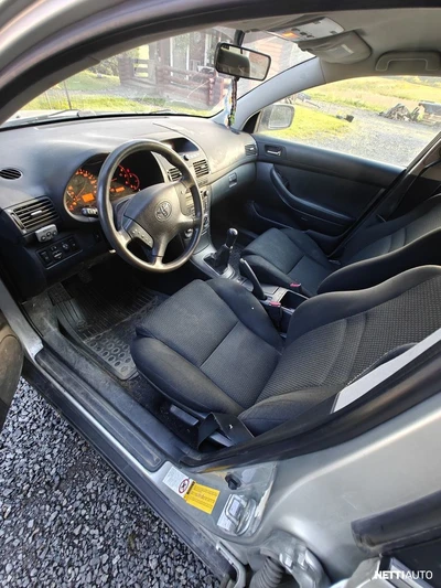 Toyota Avensis 2005, kuva 7/9