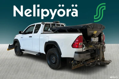 Toyota Hilux 2020, photo 7/37