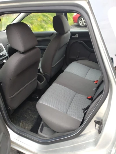 Ford Focus 1,6 100hv Collection M5 Wagon 2008, kuva 7/8