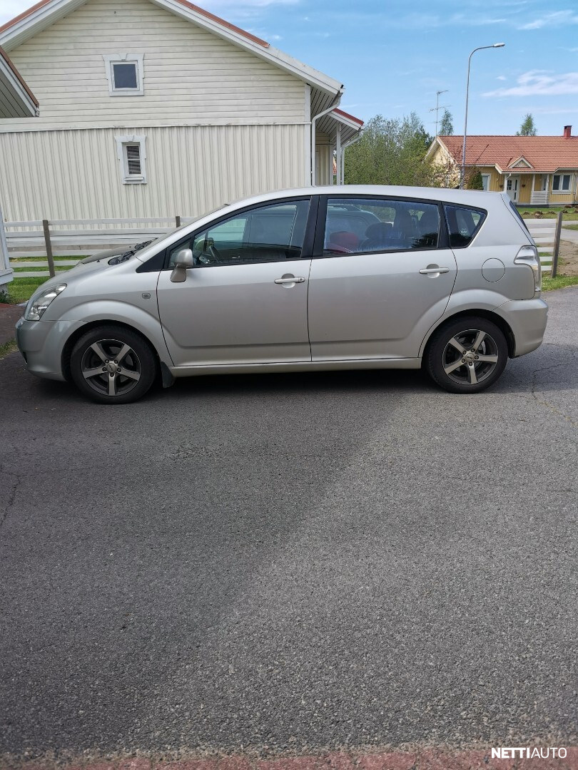 Toyota Corolla Verso