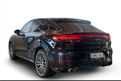 Porsche Cayenne E-Hybrid Coupé 2020, kuva 2/19