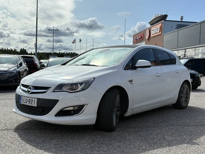 Opel Astra 2014, photo 3/7