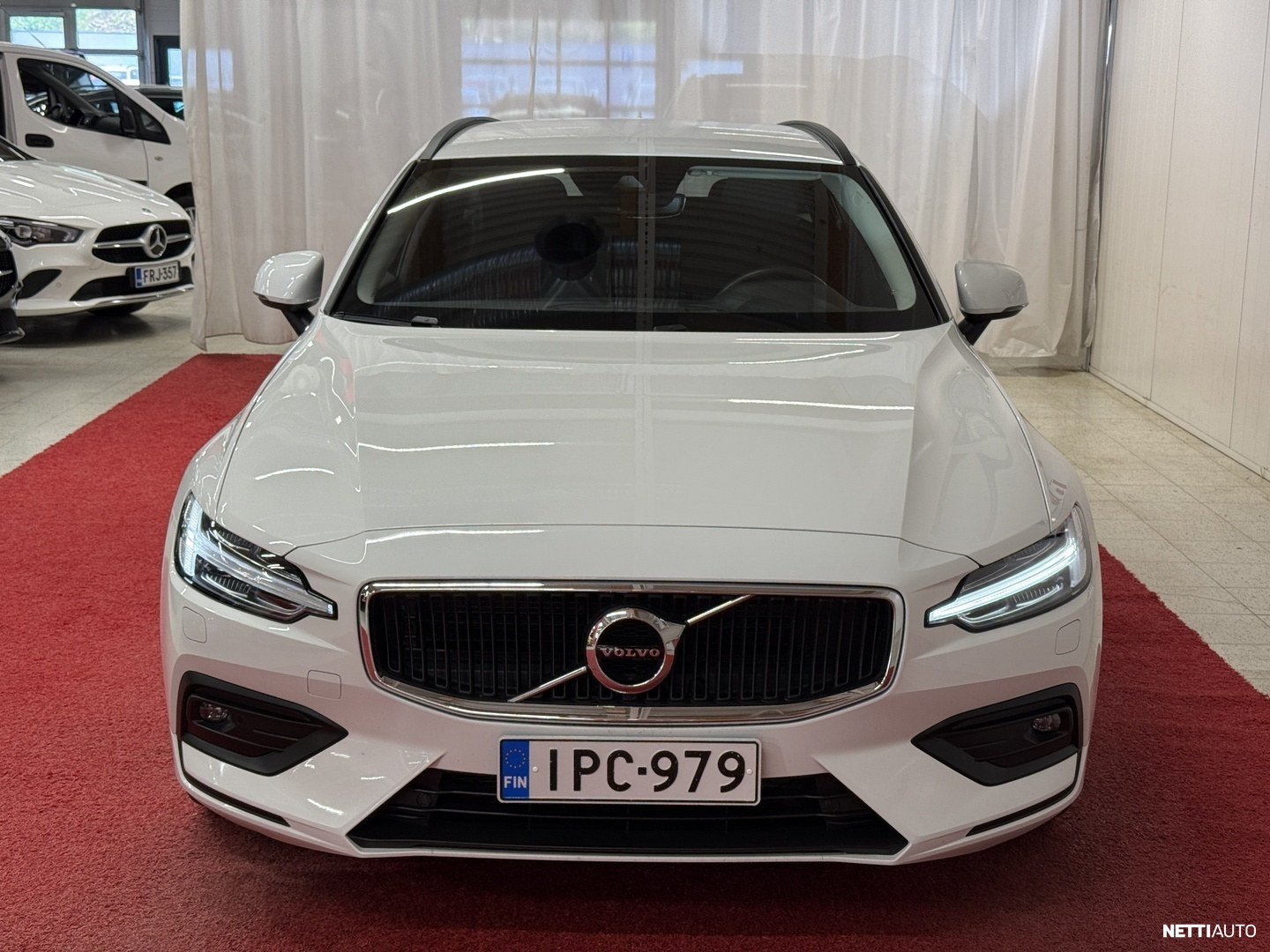 Volvo V60 2021, photo 3/22