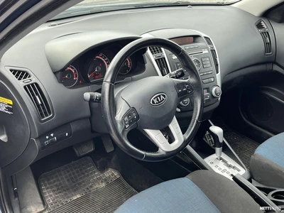 Kia Ceed 1,6 Active 5D A/T 2011, photo 5/10