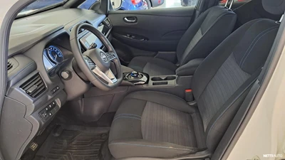 Nissan Leaf 2022, photo 5/10