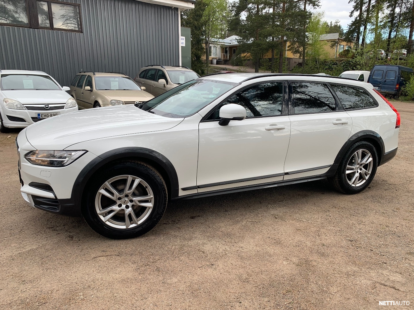 Volvo V90 Cross Country