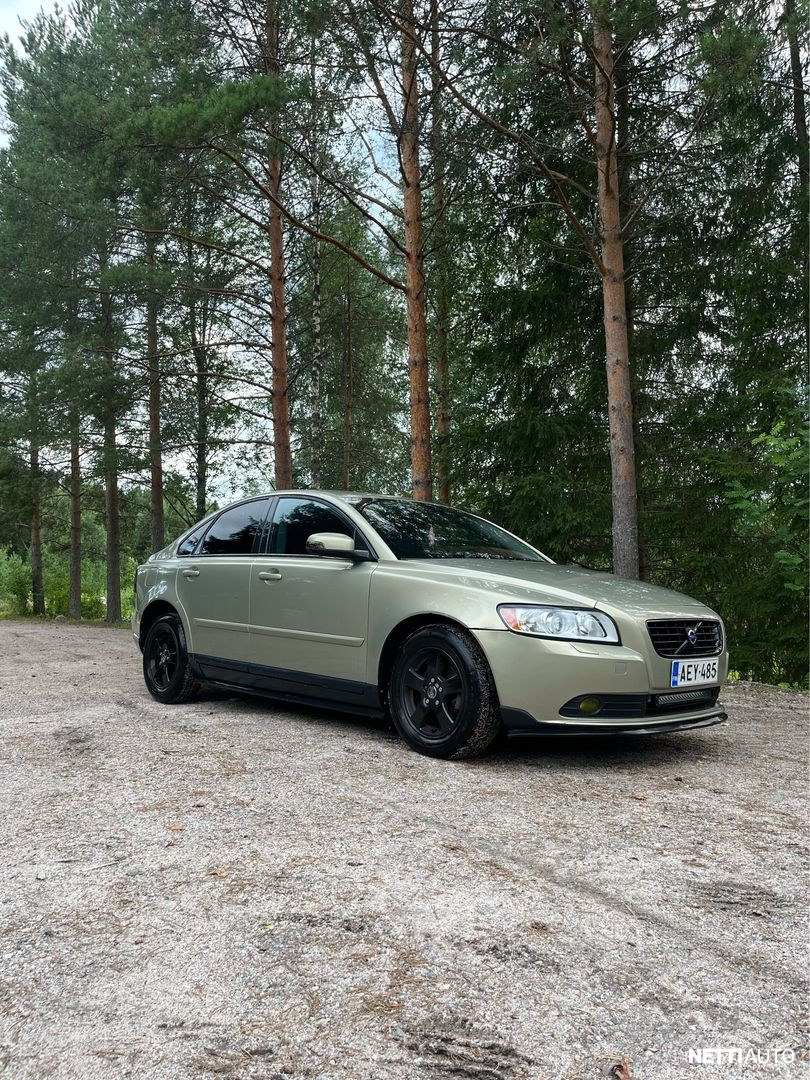 Volvo S40