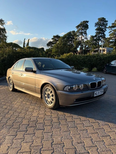 BMW 525 dA 2003, kuva 1/24