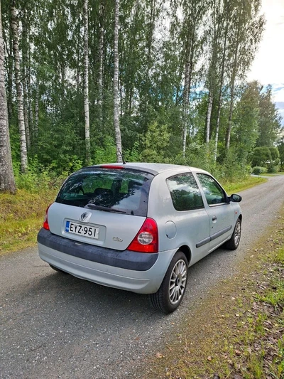Renault Clio 2002, kuva 3/8