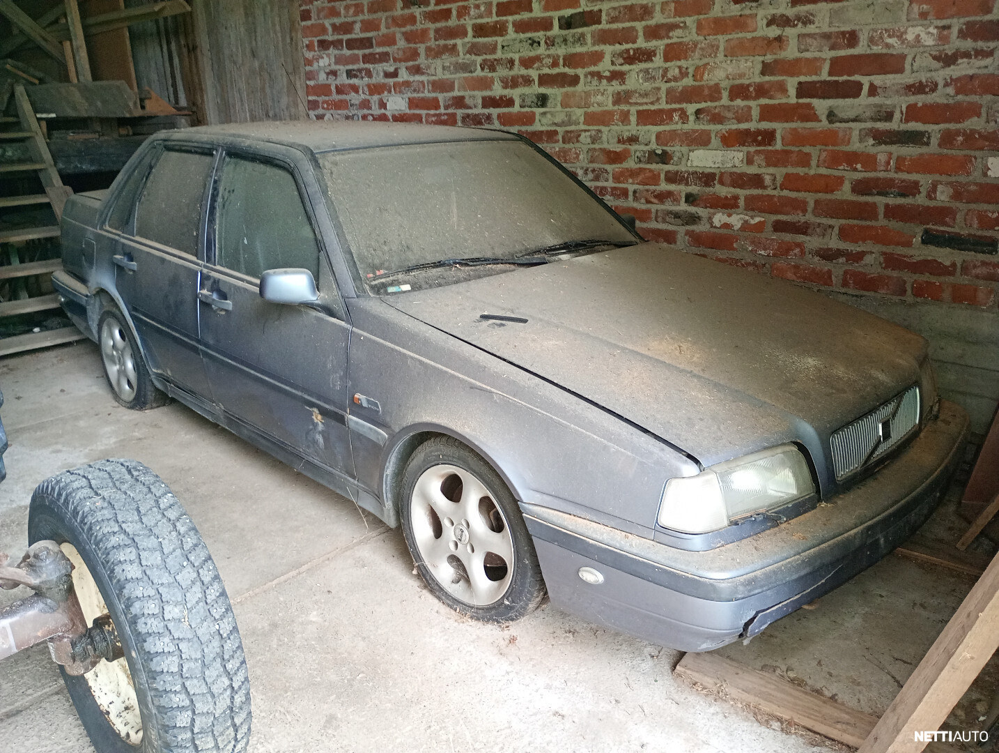 Volvo 460