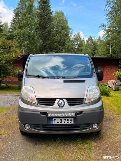 Renault Trafic 2013, photo 3/6