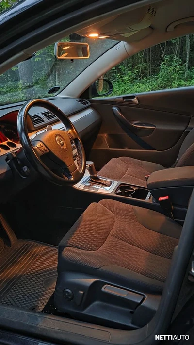 Volkswagen Passat 2009, kuva 7/7