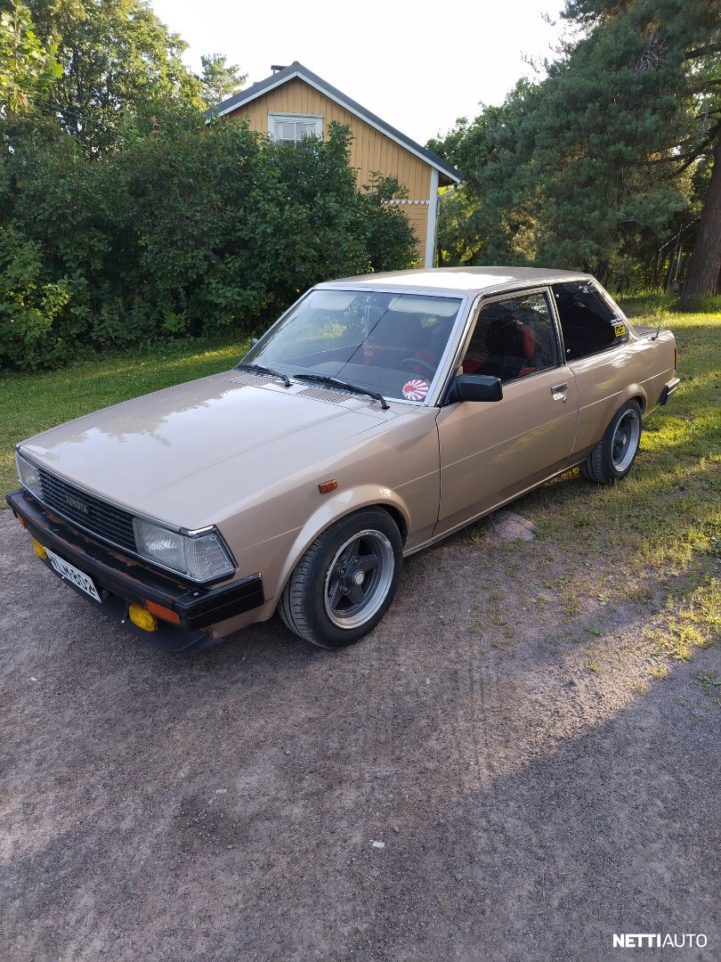 Toyota Corolla 1982, photo 3/5