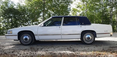 Cadillac De Ville 4D 1991, photo 5/13